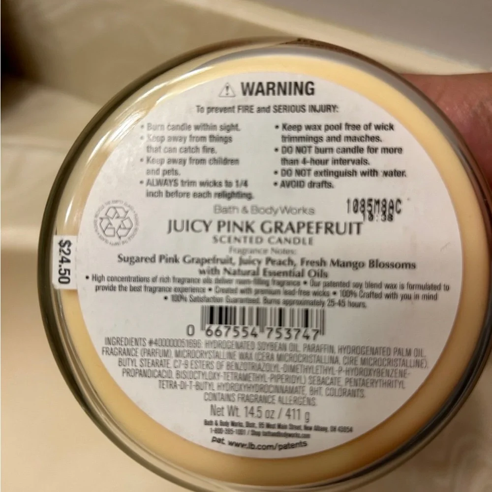 Bath and Body Works Juicy Pink Grapefruit 3 Wick candle